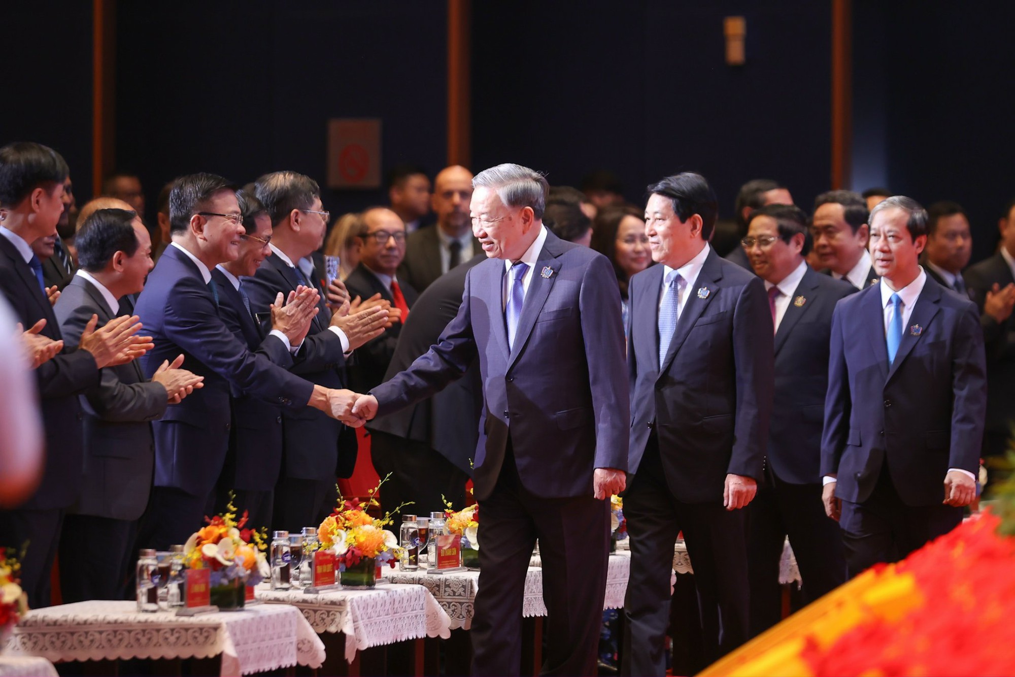 TỔNG THUẬT: Lễ khai giảng đặc biệt của 1,6 triệu thầy, cô và gần 26 triệu học sinh, sinh viên- Ảnh 4.