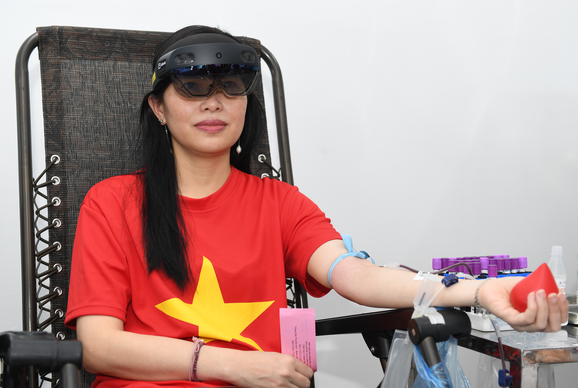 Nỗ lực không ngừng của Abbott trong đổi mới và chăm sóc sức khỏe- Ảnh 1. Nỗ lực không ngừng của Abbott trong đổi mới và chăm sóc sức khỏe- Ảnh 1.