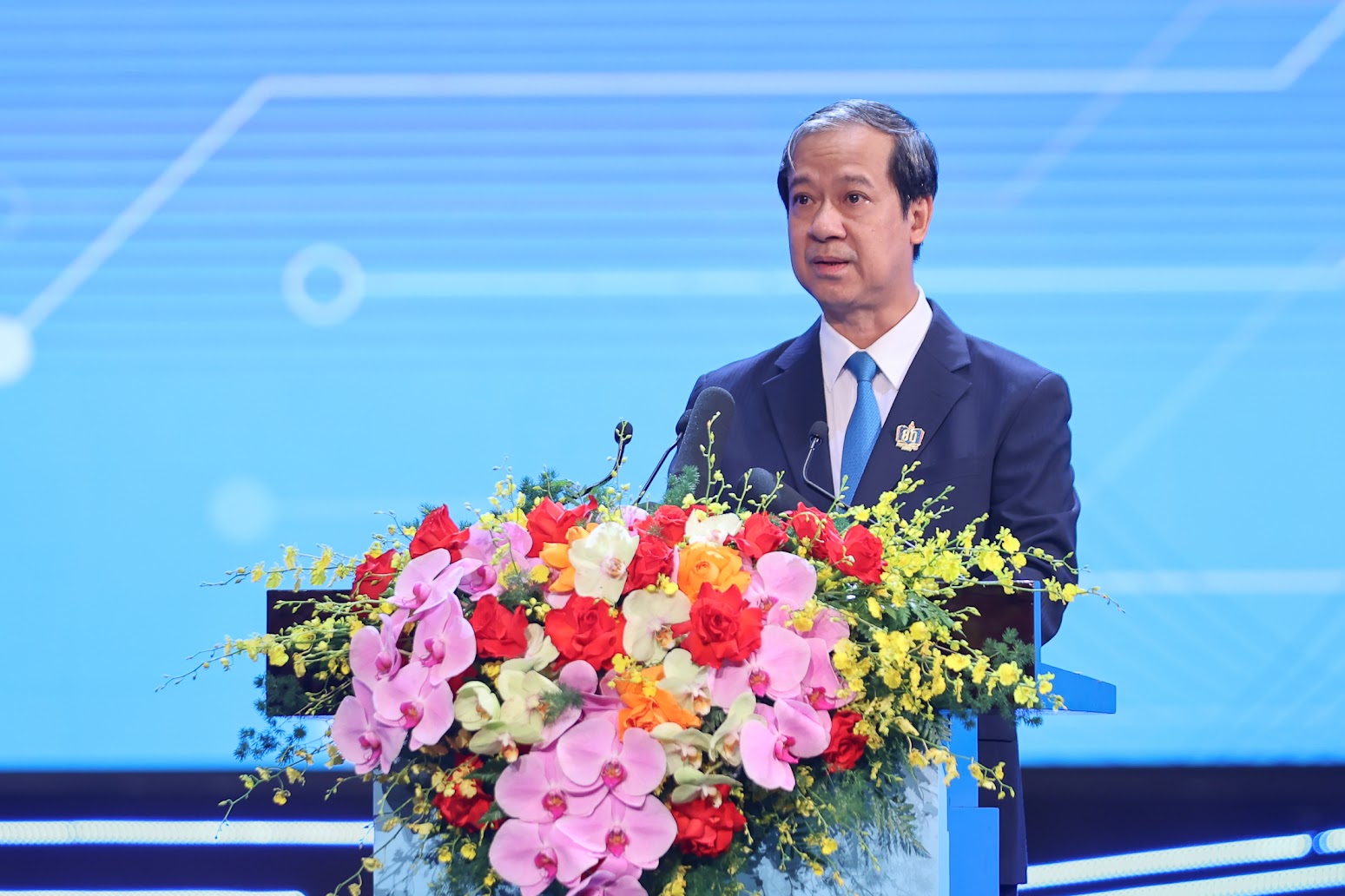 TỔNG THUẬT: Lễ khai giảng đặc biệt của 1,6 triệu thầy, cô và gần 26 triệu học sinh, sinh viên- Ảnh 8.