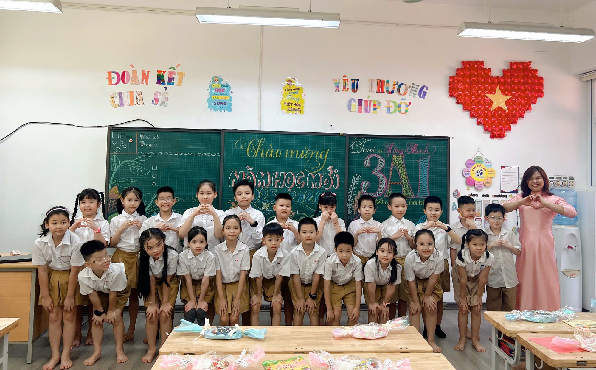 80 năm ngành giáo dục – Từ khát vọng độc lập đến hành trình vươn tới tương lai- Ảnh 5. 80 năm ngành giáo dục – Từ khát vọng độc lập đến hành trình vươn tới tương lai- Ảnh 5.