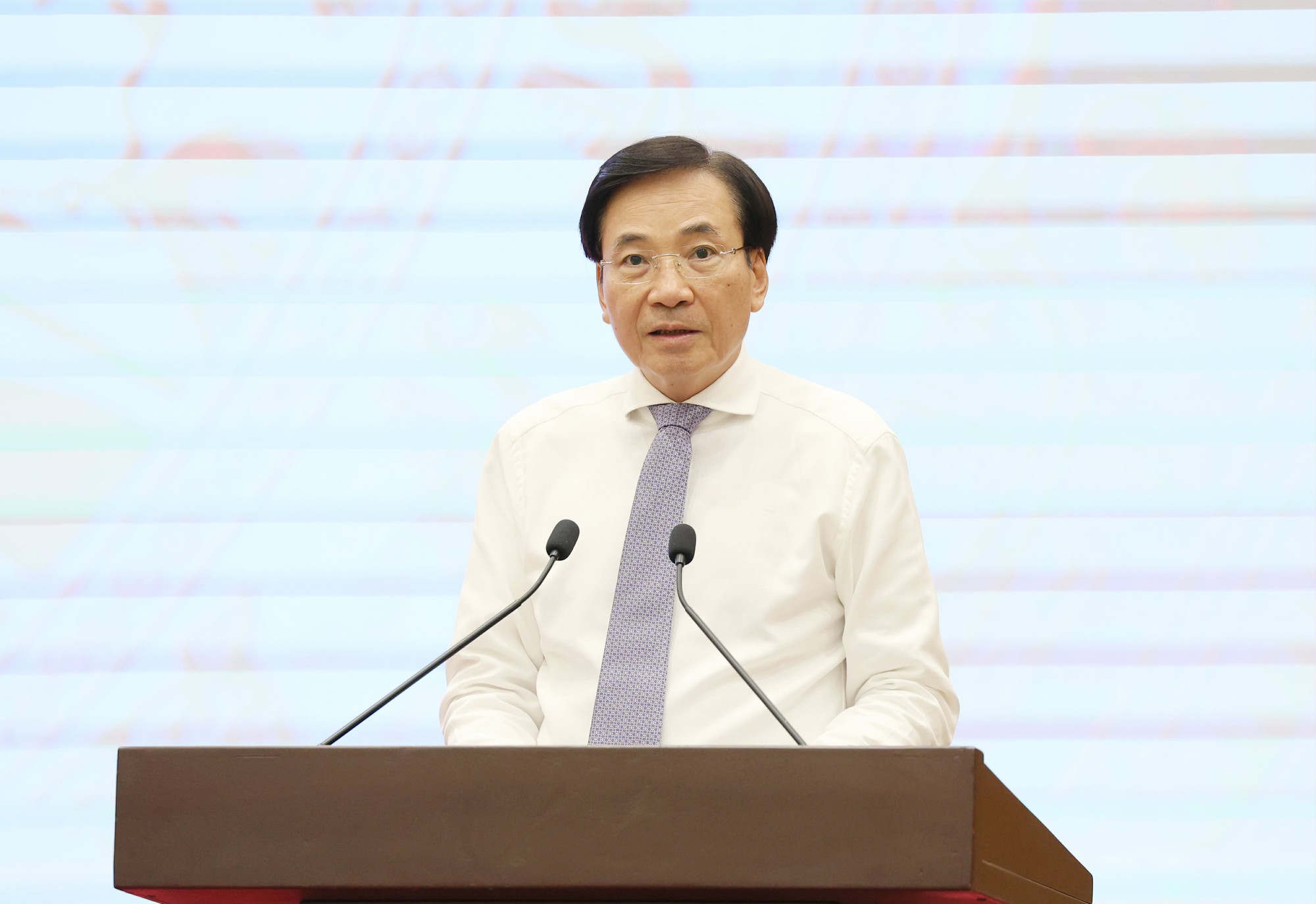 Họp báo Chính phủ thường kỳ tháng 8: KTXH tiếp tục xu hướng tích cực trên hầu hết các lĩnh vực- Ảnh 2.