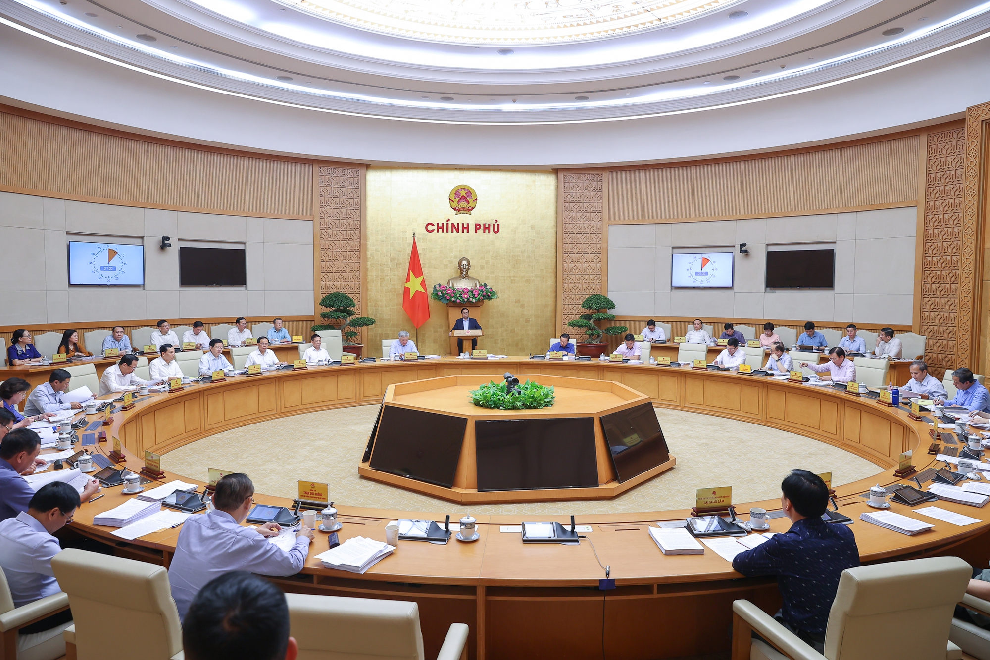 Thủ tướng Phạm Minh Chính chủ trì phiên họp Chính phủ tháng 8/2025- Ảnh 1.