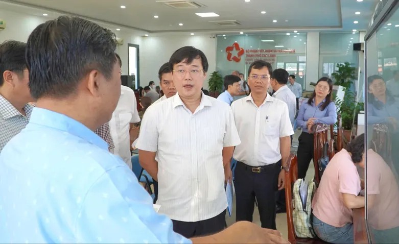 102 xã, phường Đồng Tháp mới: Giải quyết việc dân ngay từ cơ sở- Ảnh 1. 102 xã, phường Đồng Tháp mới: Giải quyết việc dân ngay từ cơ sở- Ảnh 1.