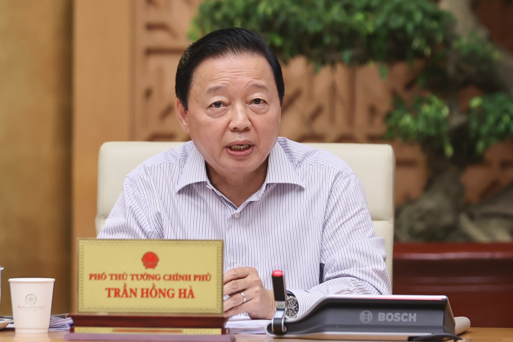 Thủ tướng yêu cầu quán triệt '6 tăng cường' trong xây dựng, hoàn thiện pháp luật- Ảnh 4. Thủ tướng yêu cầu quán triệt '6 tăng cường' trong xây dựng, hoàn thiện pháp luật- Ảnh 4.