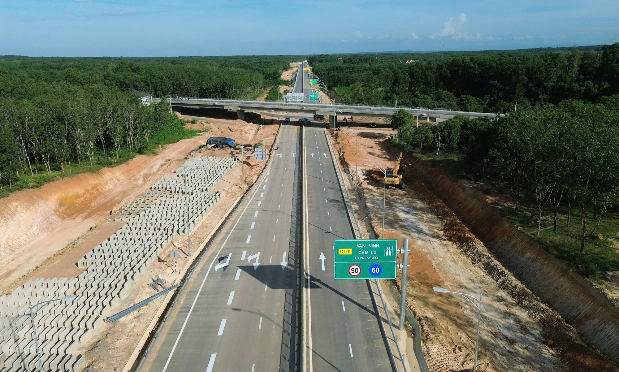 ការរៀបចំចាប់ផ្តើម និងសម្ពោធគម្រោងជាបន្តបន្ទាប់ និងដំណើរការនៅថ្ងៃទី 19 ខែធ្នូ - រូបថត 1 ។ Chuẩn bị khởi công, khánh thành loạt dự án, công trình vào ngày 19/12- Ảnh 1.