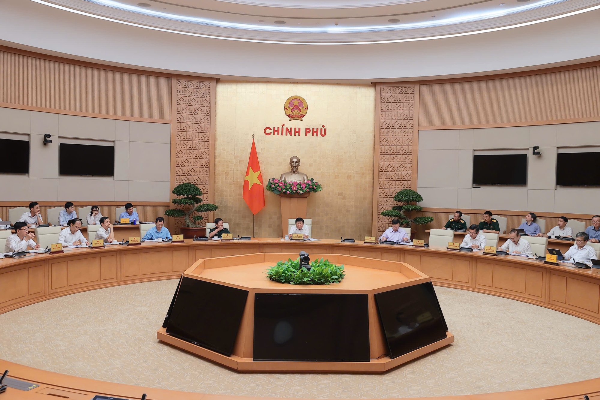 Sản phẩm công nghệ chiến lược phải thúc đẩy giá trị, tạo đột phá ngay- Ảnh 2. Sản phẩm công nghệ chiến lược phải thúc đẩy giá trị, tạo đột phá ngay- Ảnh 2.