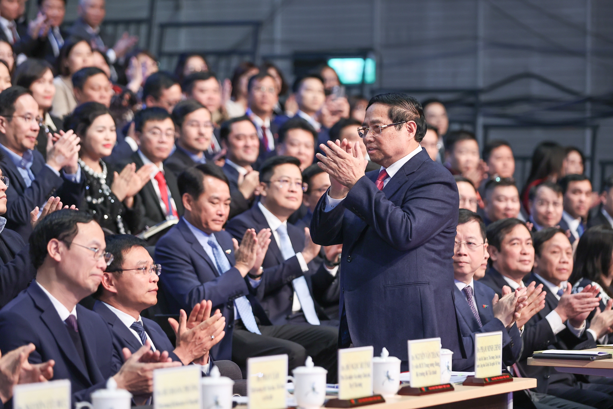 Thủ tướng: VTV phát huy vai trò đặc biệt quan trọng trong hệ thống thông tin, truyền thông và định hướng tư tưởng- Ảnh 1.