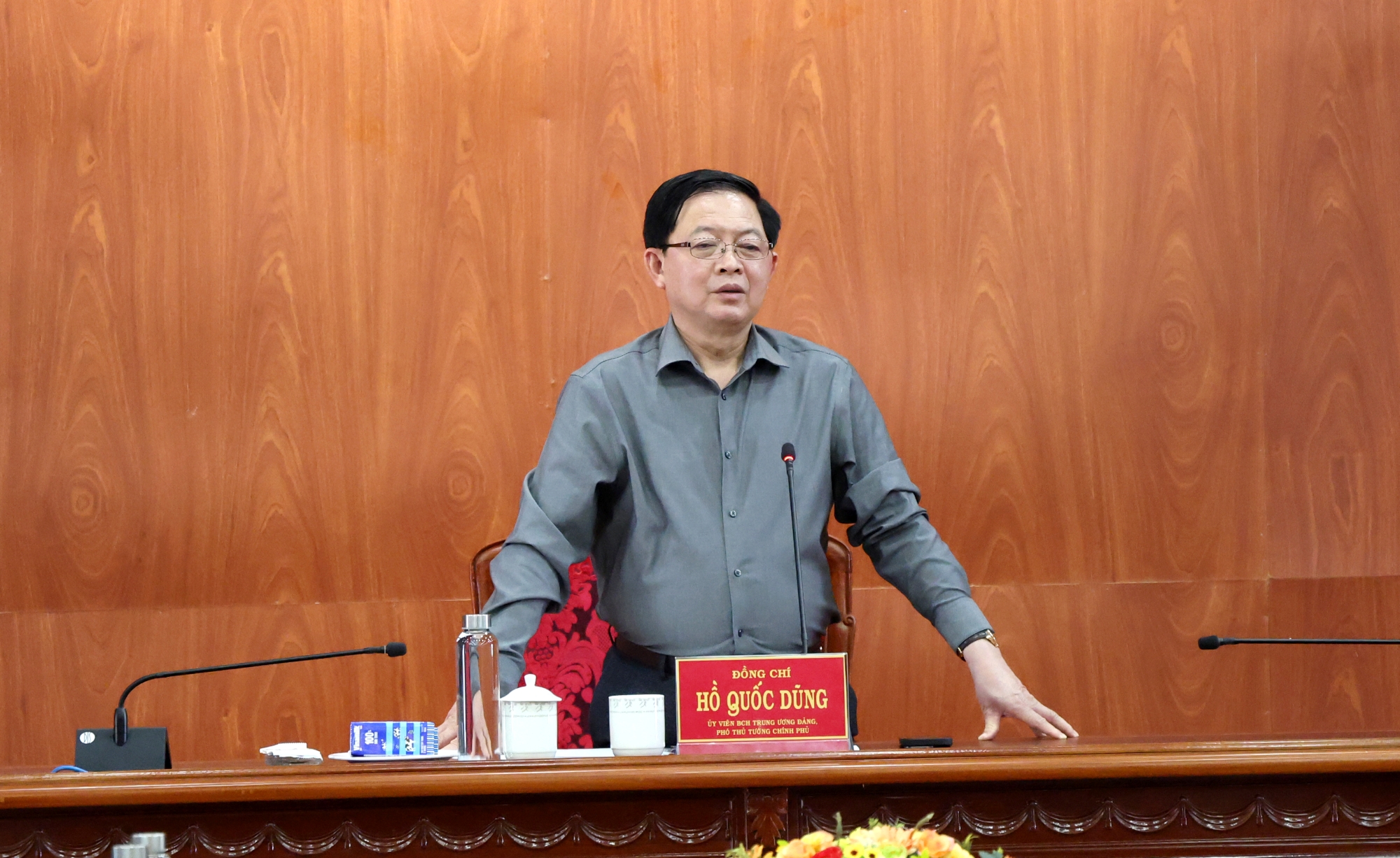 Hoàn thành dứt điểm "Chiến dịch Quang Trung", ổn định đời sống người dân vùng mưa lũ- Ảnh 8.