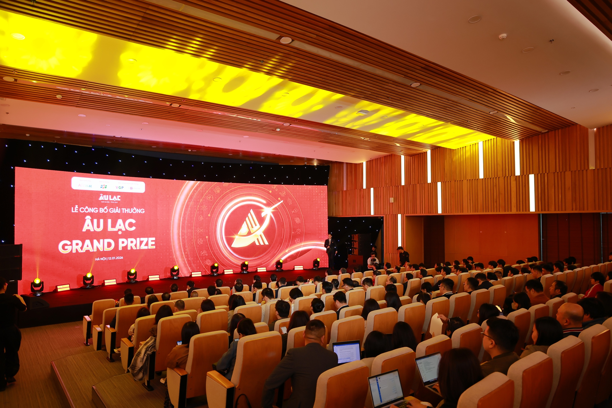 Chính thức khởi động Giải thưởng công nghệ Âu Lạc Grand Prize trị giá 1 triệu USD- Ảnh 1.