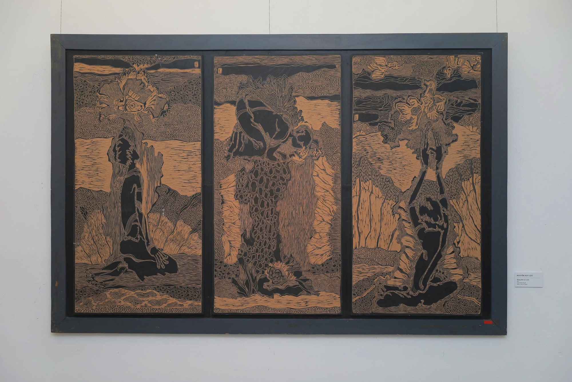 Bảo tàng Mỹ thuật Việt Nam tiếp nhận gần 1.000 tác phẩm mỹ thuật - Ảnh 3. Bảo tàng Mỹ thuật Việt Nam tiếp nhận gần 1.000 tác phẩm mỹ thuật - Ảnh 3.