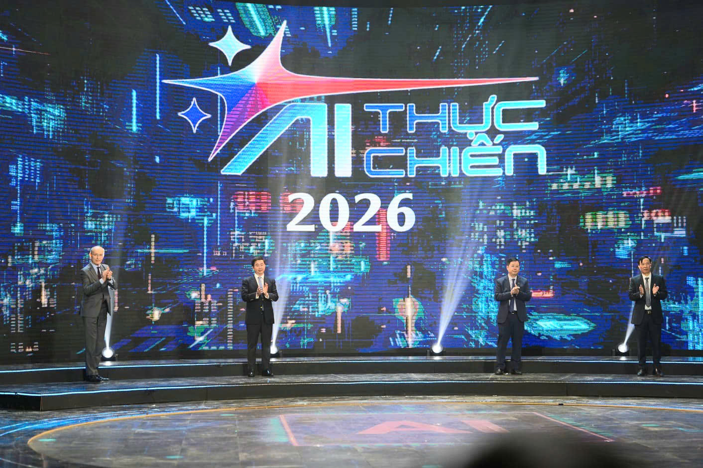 Học bổng lên tới 1 triệu USD dành cho đội quán quân “A.I thực chiến”- Ảnh 2.