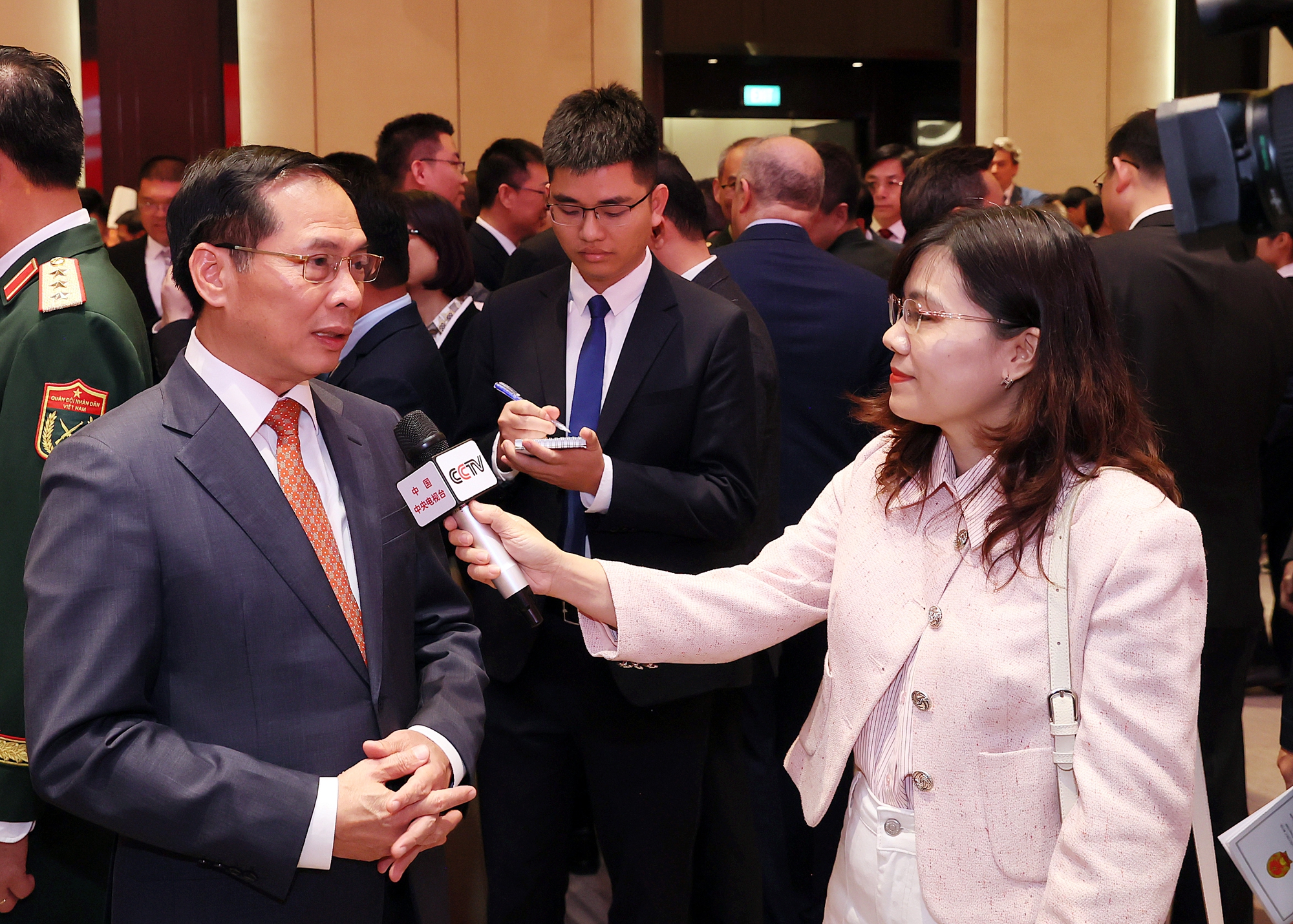 Phát triển quan hệ với Trung Quốc là lựa chọn chiến lược, ưu tiên hàng đầu của Việt Nam- Ảnh 3.