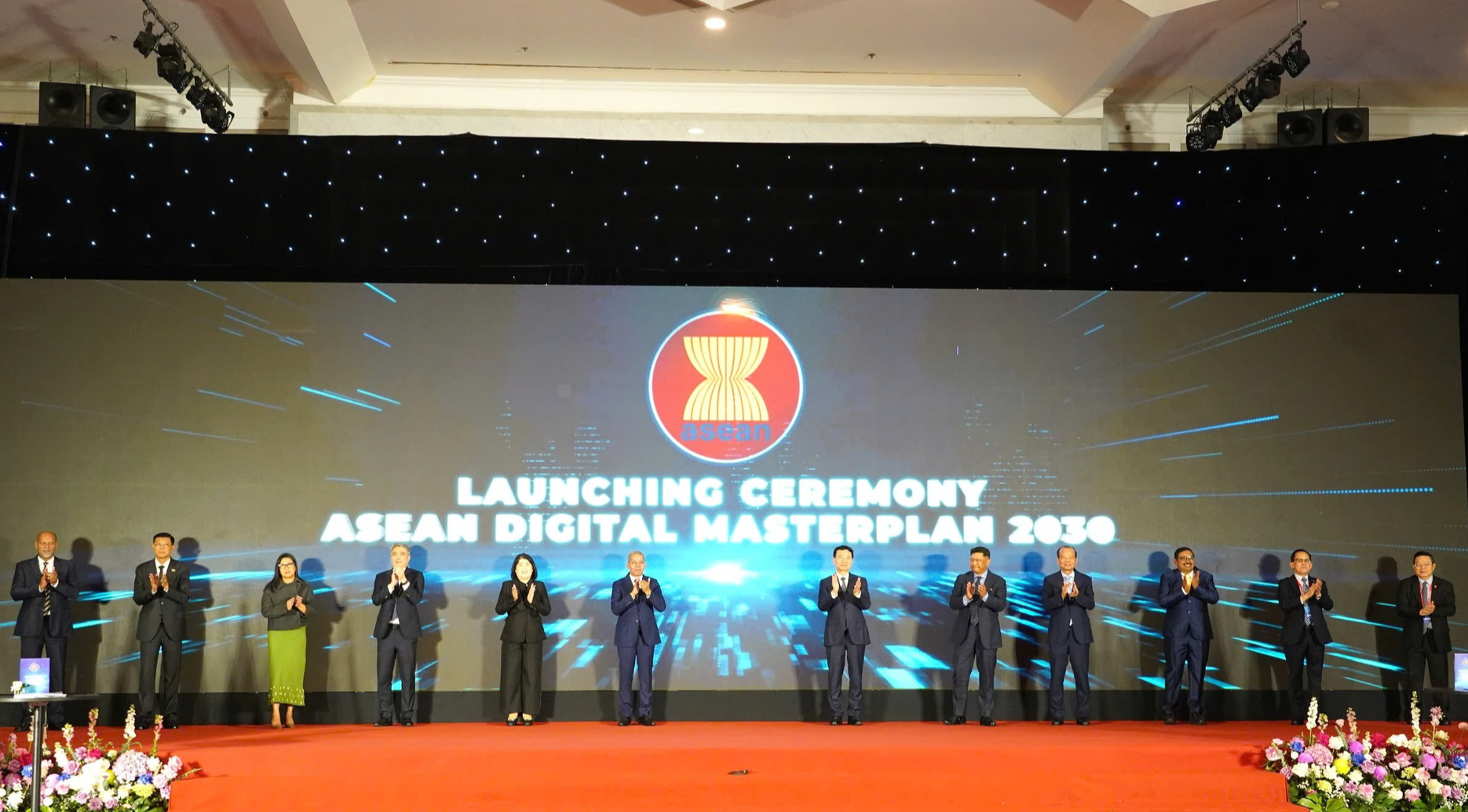 Hội nghị Bộ trưởng Số ASEAN thông qua Tuyên bố Hà Nội về hợp tác số- Ảnh 2.