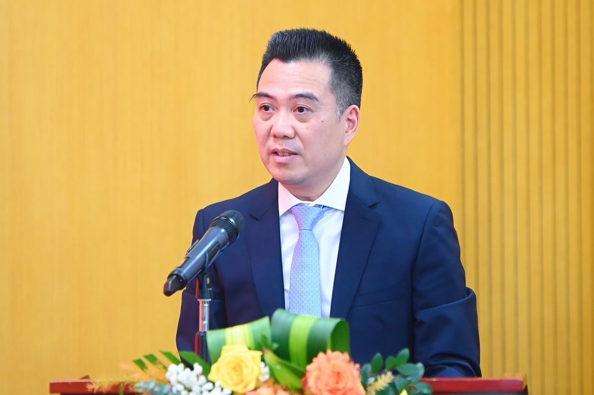 Bổ nhiệm Thứ trưởng Bộ Nông nghiệp và Môi trường- Ảnh 1. Bổ nhiệm Thứ trưởng Bộ Nông nghiệp và Môi trường- Ảnh 1.