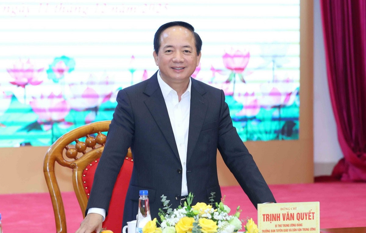 Khơi dậy tinh thần yêu nước, ý chí quyết tâm thực hiện thắng lợi mục tiêu chiến lược trong kỷ nguyên mới- Ảnh 1.