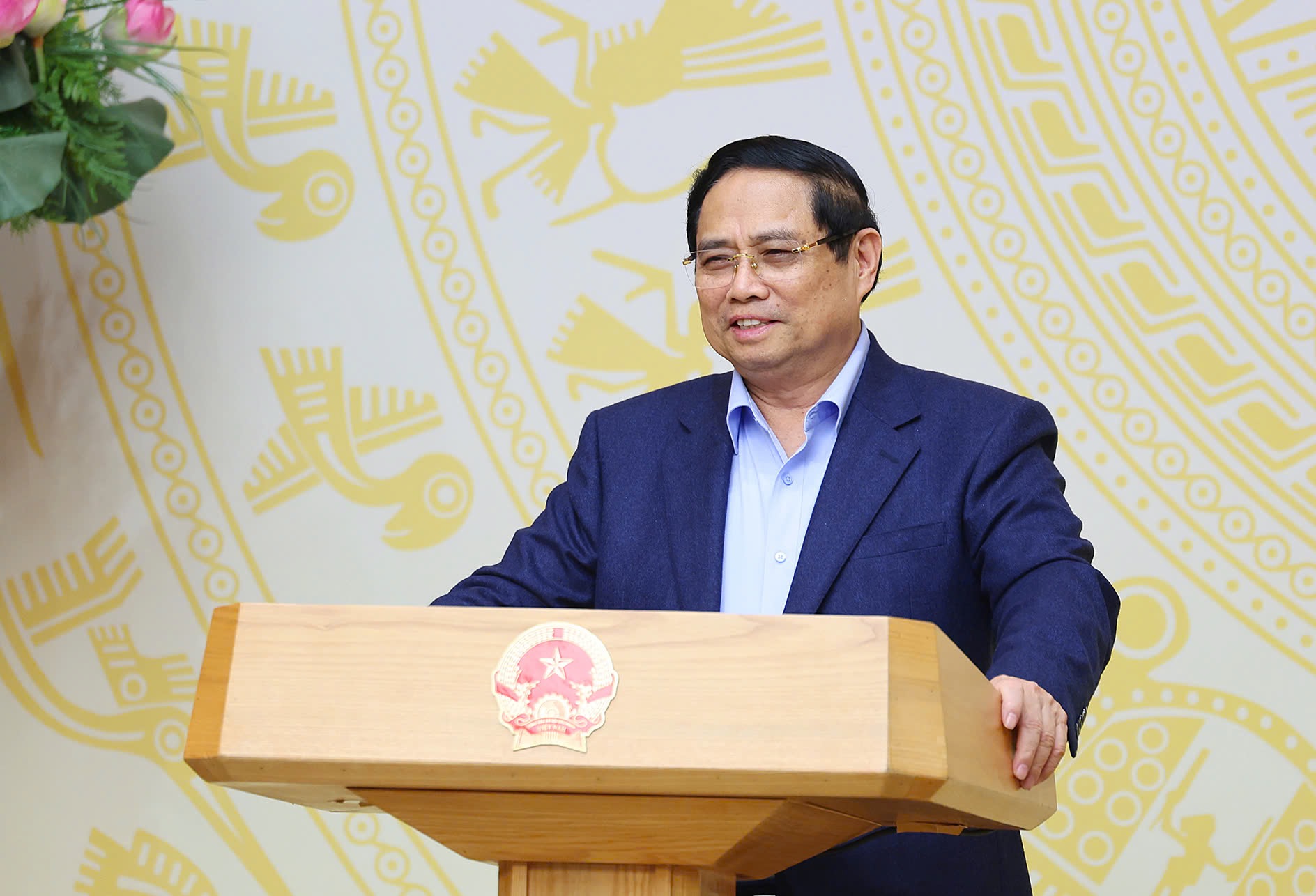 Thủ tướng: Xây dựng luật pháp phục vụ phát triển là cơ bản, chiến lược, lâu dài; phục vụ cho phòng, chống là thường xuyên, quan trọng- Ảnh 1.