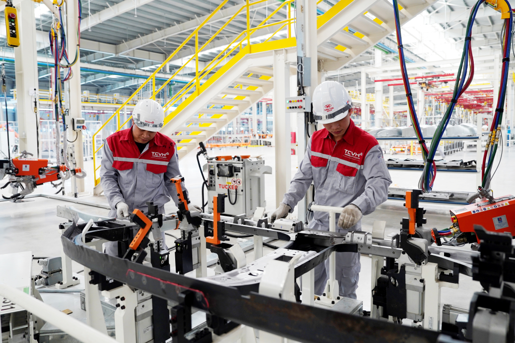 Phát triển lĩnh vực công thương tự chủ, hiện đại, chuyển đổi xanh, chuyển đổi số và hội nhập quốc tế- Ảnh 3.
