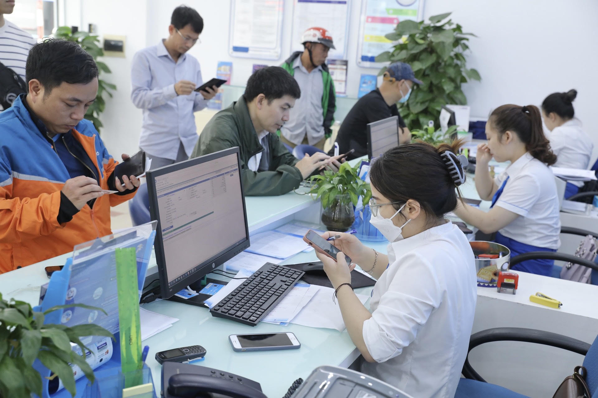 Đề xuất quy định hướng dẫn xác thực thông tin số thuê bao viễn thông di động mặt đất