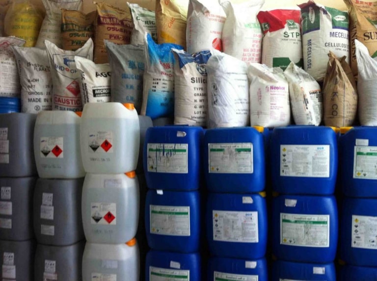 4 danh mục hoá chất thuộc phạm vi điều chỉnh của Luật Hoá chất- Ảnh 1.