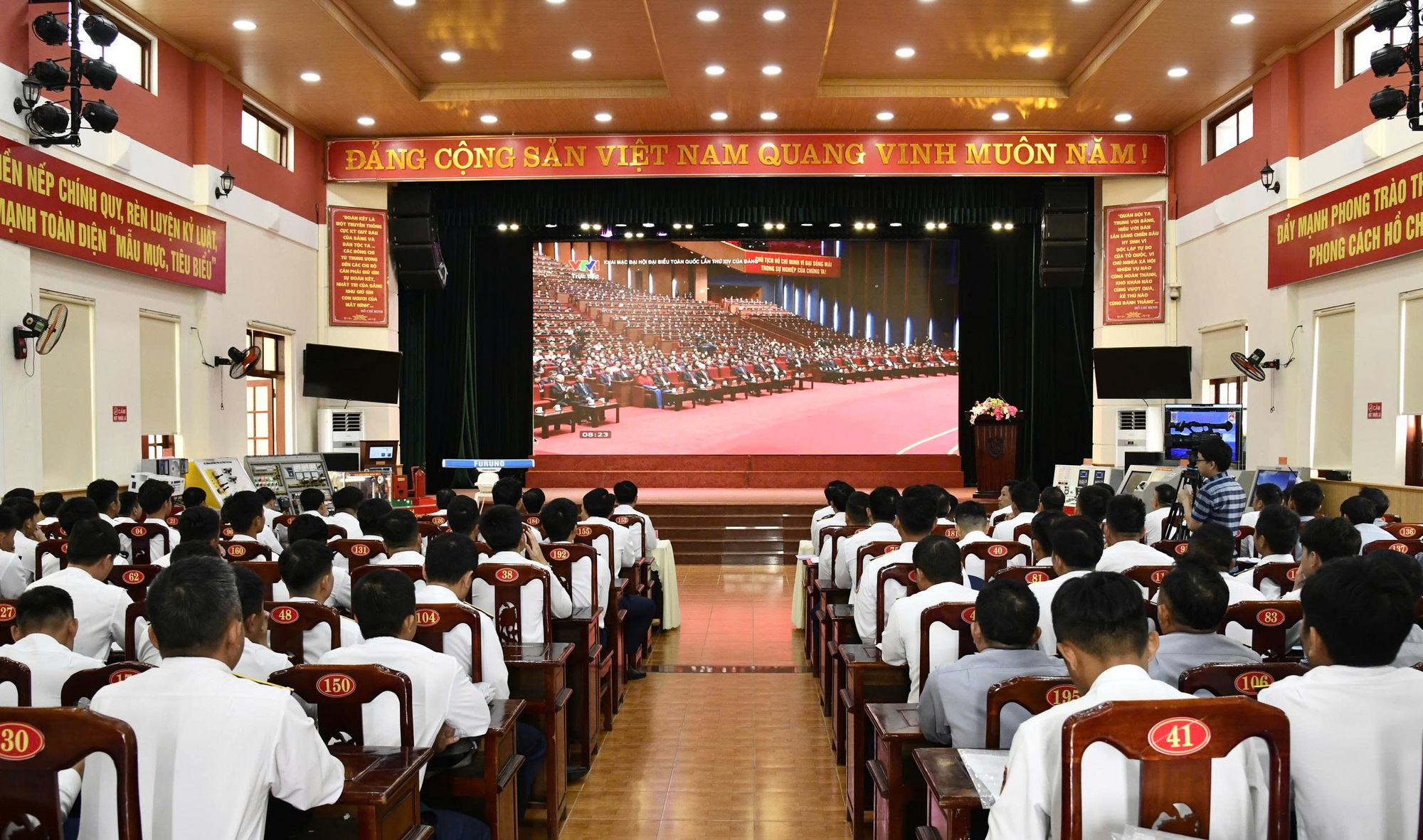 Lực lượng Cảnh sát biển hướng về Đại hội XIV với niềm tin sắt son- Ảnh 1.