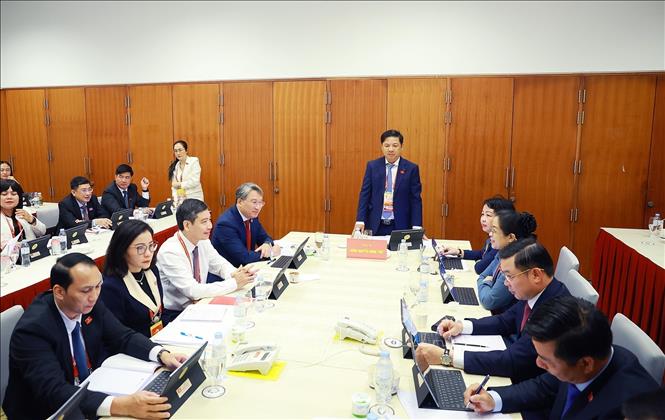 Chùm ảnh: Đại biểu thảo luận các văn kiện Đại hội XIV của Đảng- Ảnh 12.