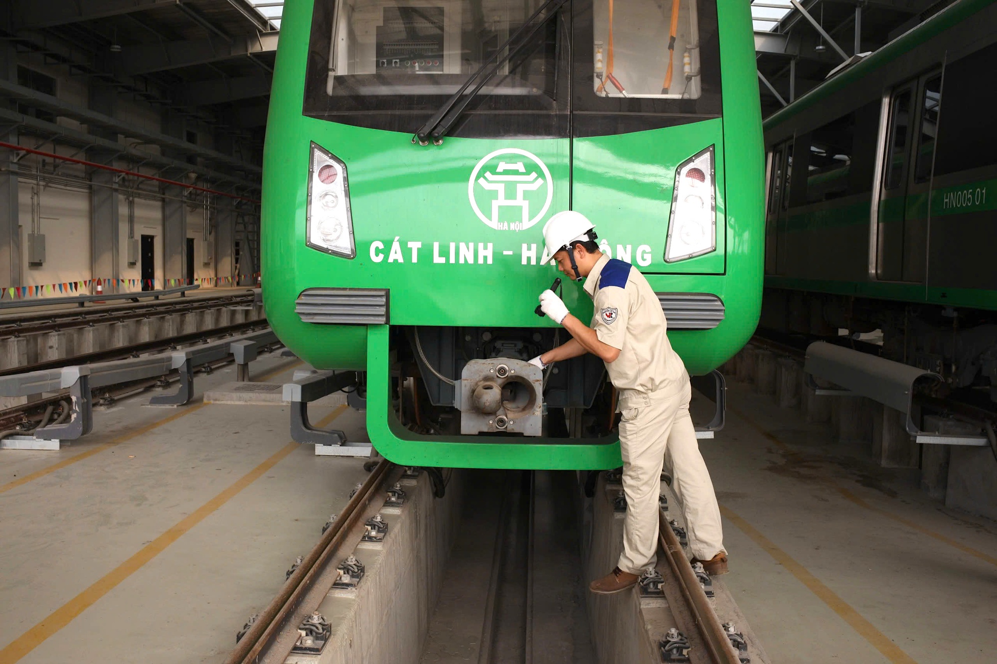 Sửa đổi, bãi bỏ nhiều thủ tục hành chính trong lĩnh vực đường sắt, đăng kiểm- Ảnh 1.