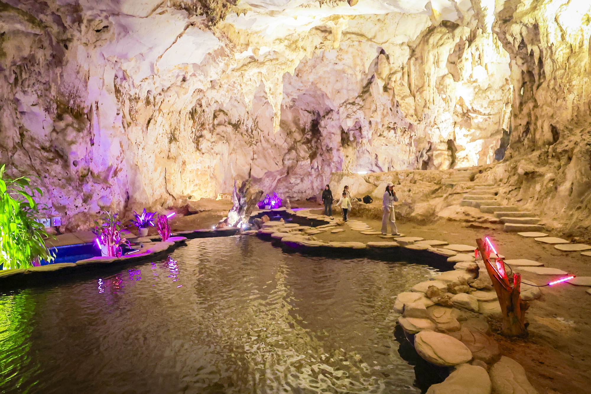 Điểm đến thú vị trong hành trình khám phá du lịch Tây Bắc- Ảnh 4.