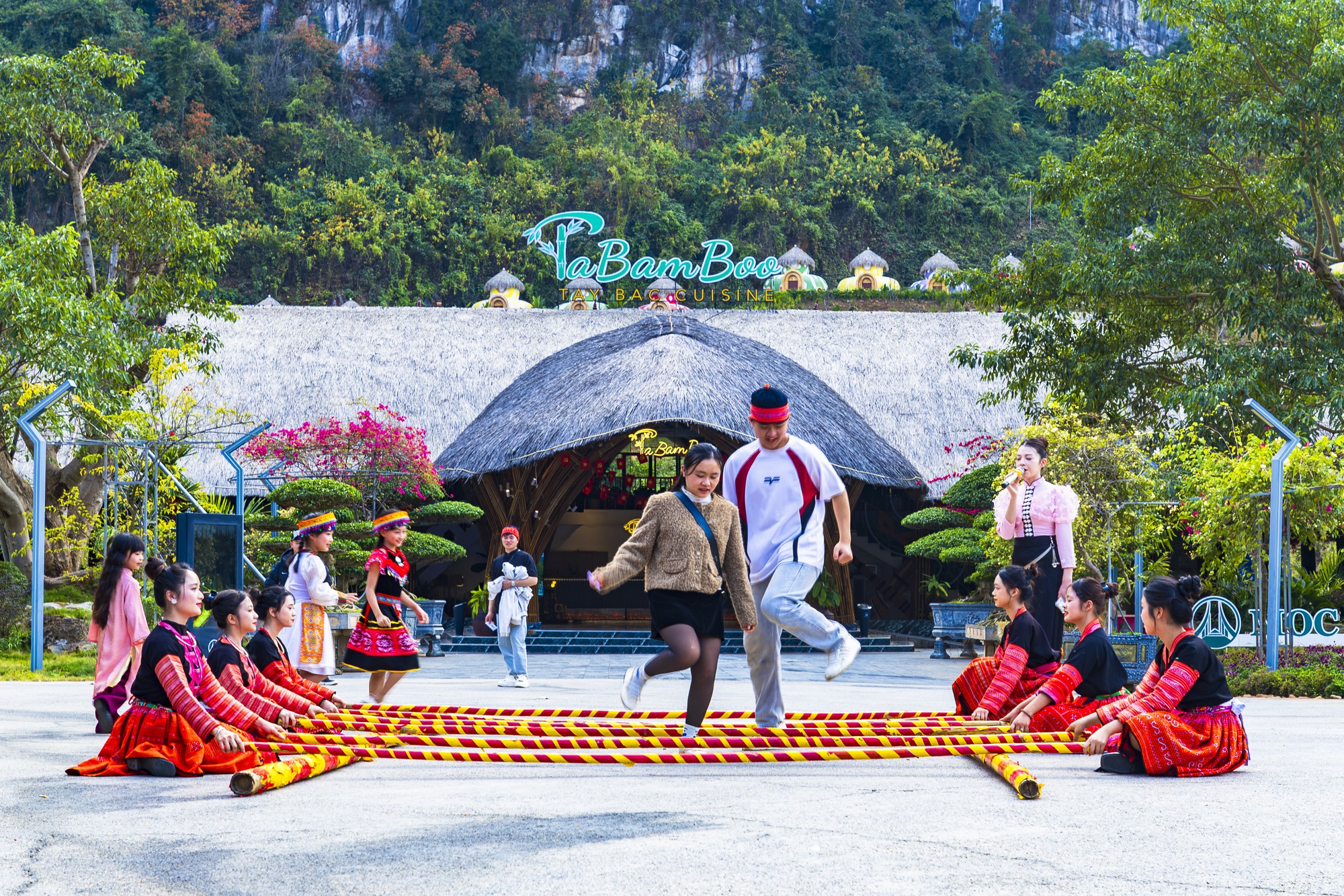 Điểm đến thú vị trong hành trình khám phá du lịch Tây Bắc- Ảnh 5.