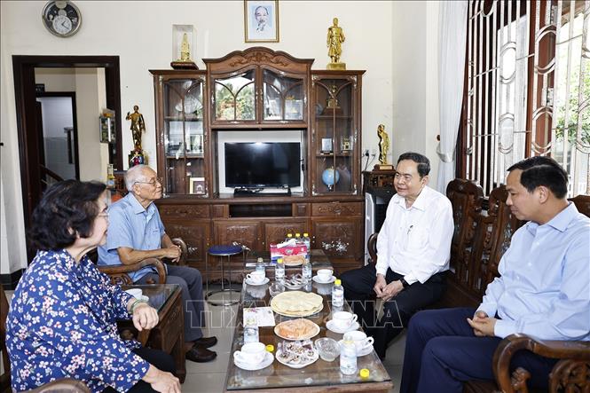 Chủ tịch Quốc hội thăm, tri ân các đồng chí nguyên lãnh đạo Đảng, Nhà nước- Ảnh 2.