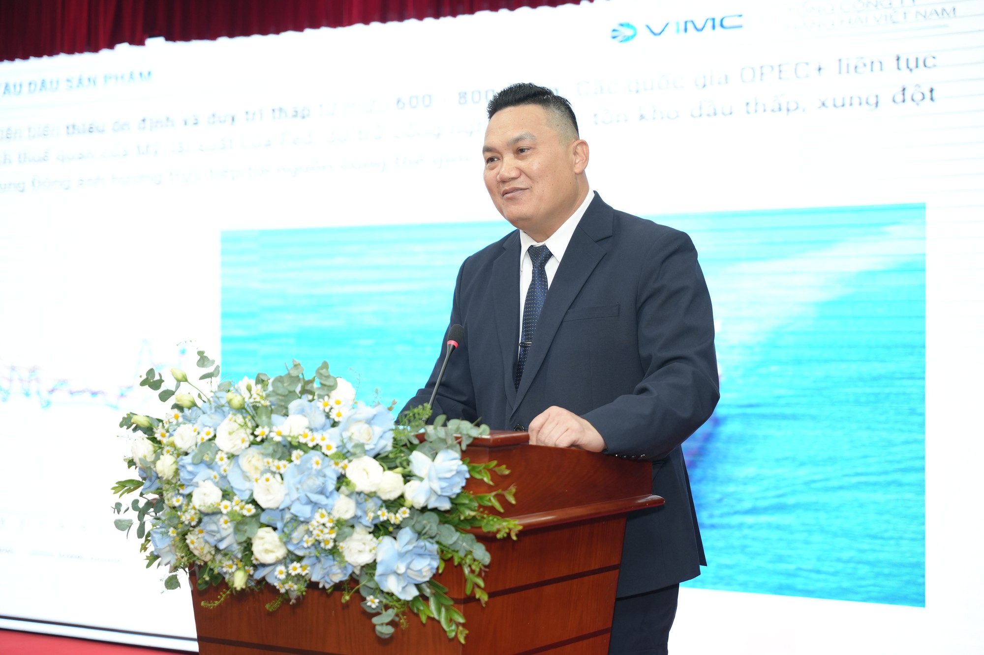 Năm 2026, VIMC phấn đấu đạt kết quả cao nhất, tạo tiền đề để bứt phá- Ảnh 3.