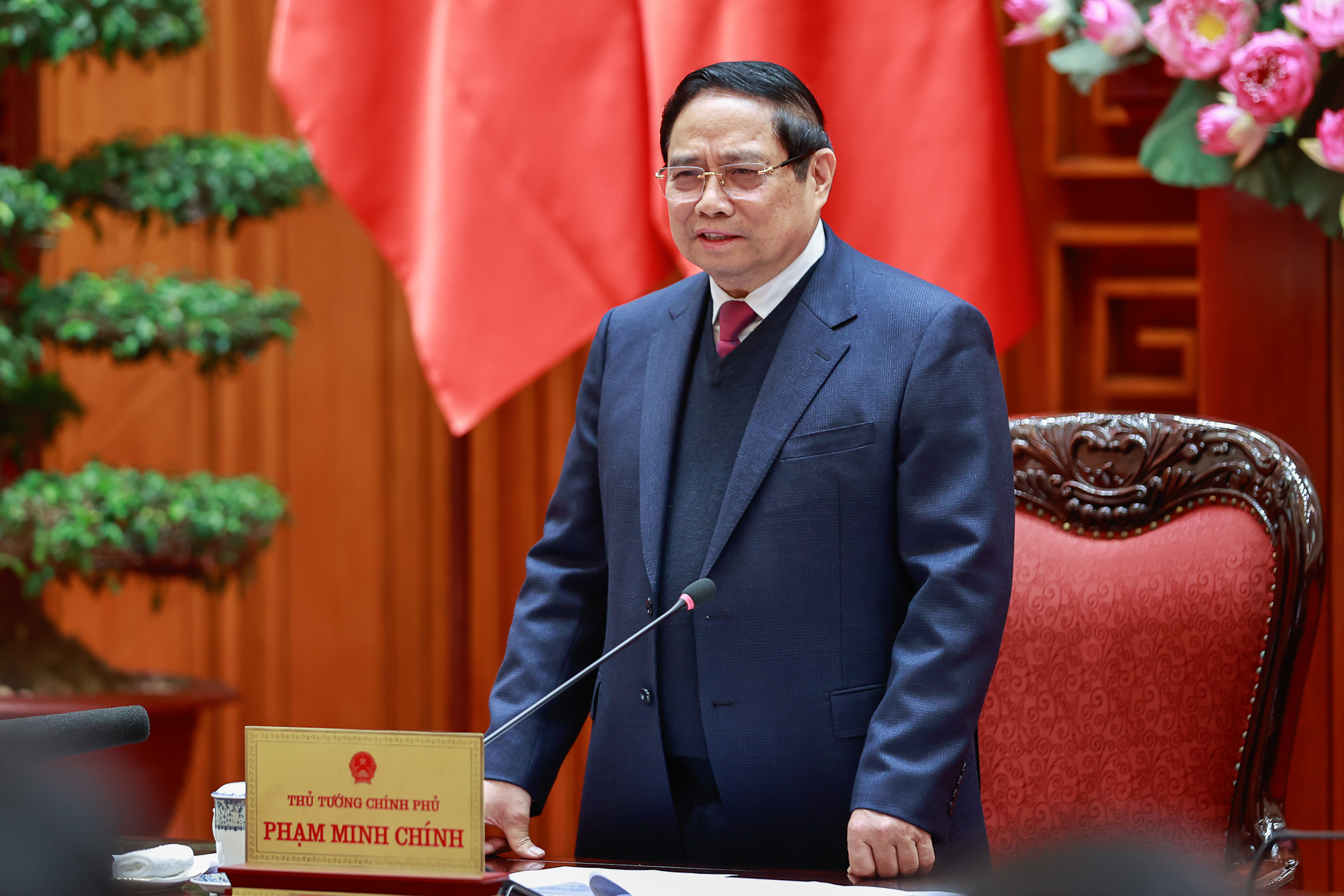 Thủ tướng: Triển khai Nghị quyết Đại hội XIV của Đảng ngay từ những ngày đầu, tuần đầu, tháng đầu- Ảnh 4.