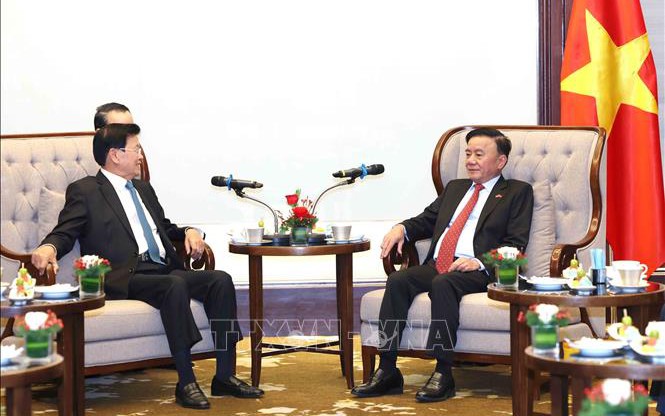 Thường trực Ban Bí thư Trần Cẩm Tú chủ trì tiễn Tổng Bí thư, Chủ tịch nước Lào