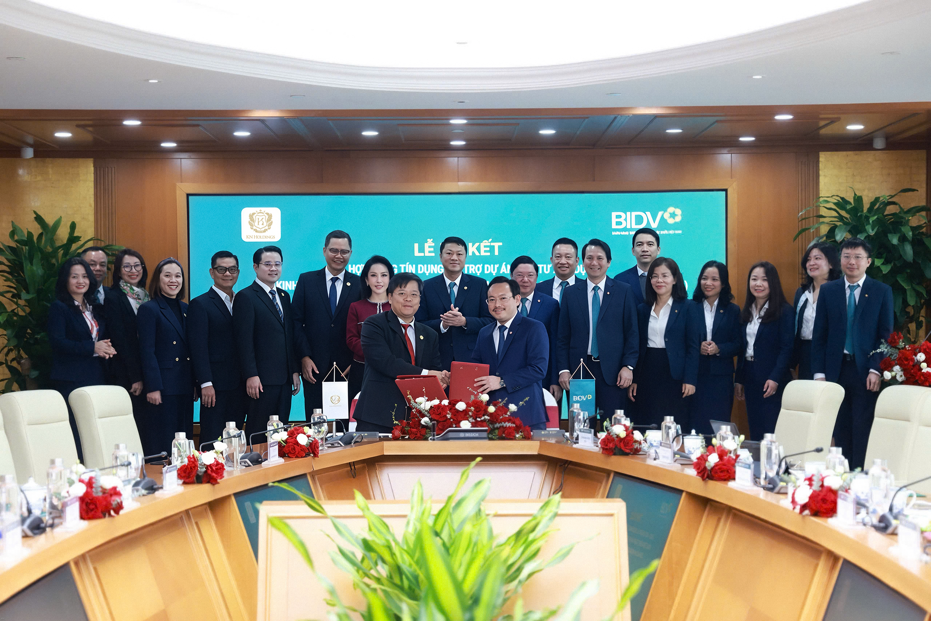 BIDV và KN Holdings ký thỏa thuận hợp tác toàn diện giai đoạn 2026-2030- Ảnh 1. BIDV và KN Holdings ký thỏa thuận hợp tác toàn diện giai đoạn 2026-2030- Ảnh 1.