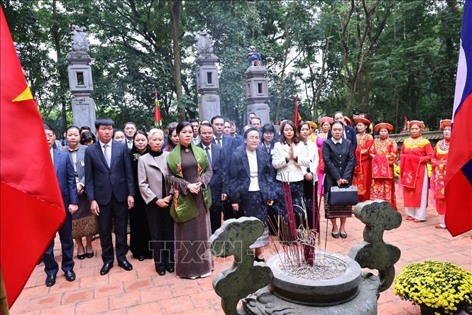 Phu nhân của Tổng Bí thư Tô Lâm cùng Phu nhân của Tổng Bí thư, Chủ tịch nước Lào thăm và hoạt động tại Ninh Bình- Ảnh 2. Phu nhân của Tổng Bí thư Tô Lâm cùng Phu nhân của Tổng Bí thư, Chủ tịch nước Lào thăm và hoạt động tại Ninh Bình- Ảnh 2.