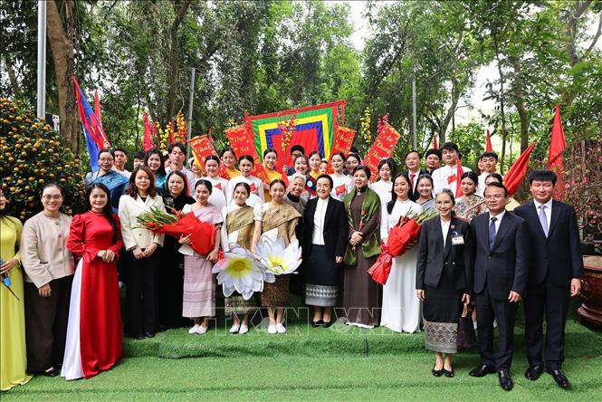 Phu nhân của Tổng Bí thư Tô Lâm cùng Phu nhân của Tổng Bí thư, Chủ tịch nước Lào thăm và hoạt động tại Ninh Bình- Ảnh 4. Phu nhân của Tổng Bí thư Tô Lâm cùng Phu nhân của Tổng Bí thư, Chủ tịch nước Lào thăm và hoạt động tại Ninh Bình- Ảnh 4.