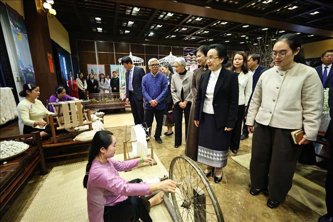 Phu nhân của Tổng Bí thư Tô Lâm cùng Phu nhân của Tổng Bí thư, Chủ tịch nước Lào thăm và hoạt động tại Ninh Bình- Ảnh 6. Phu nhân của Tổng Bí thư Tô Lâm cùng Phu nhân của Tổng Bí thư, Chủ tịch nước Lào thăm và hoạt động tại Ninh Bình- Ảnh 6.