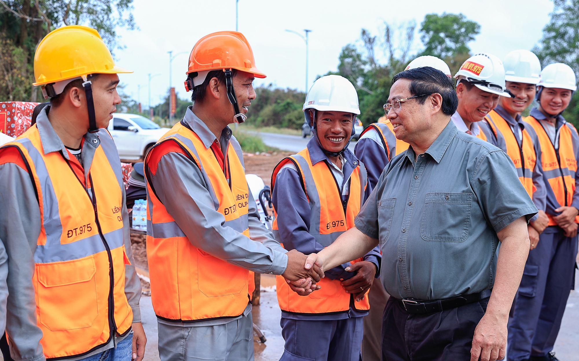 Thủ tướng: "Không lãng phí một ngày" trong triển khai các dự án phục vụ APEC tại Phú Quốc