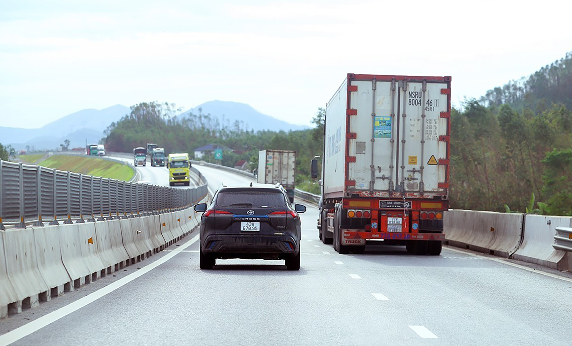 Khẩn trương rà soát, đề xuất nâng cấp các tuyến cao tốc đang đầu tư phân kỳ- Ảnh 1.
