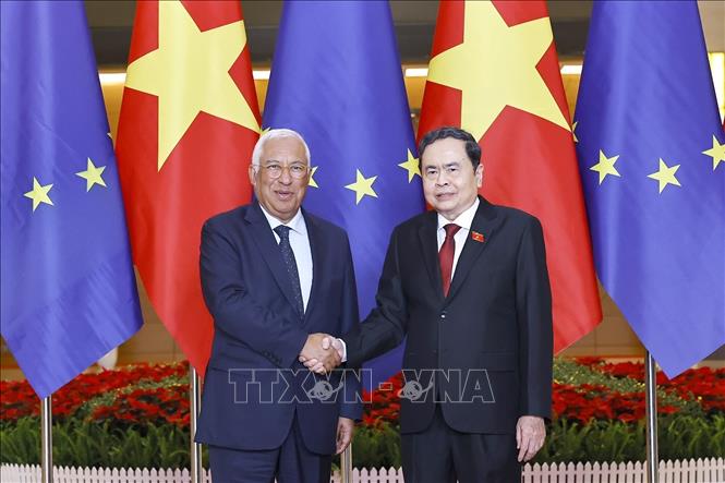 Chủ tịch Quốc hội Trần Thanh Mẫn hội kiến Chủ tịch Hội đồng châu Âu António Costa- Ảnh 1.