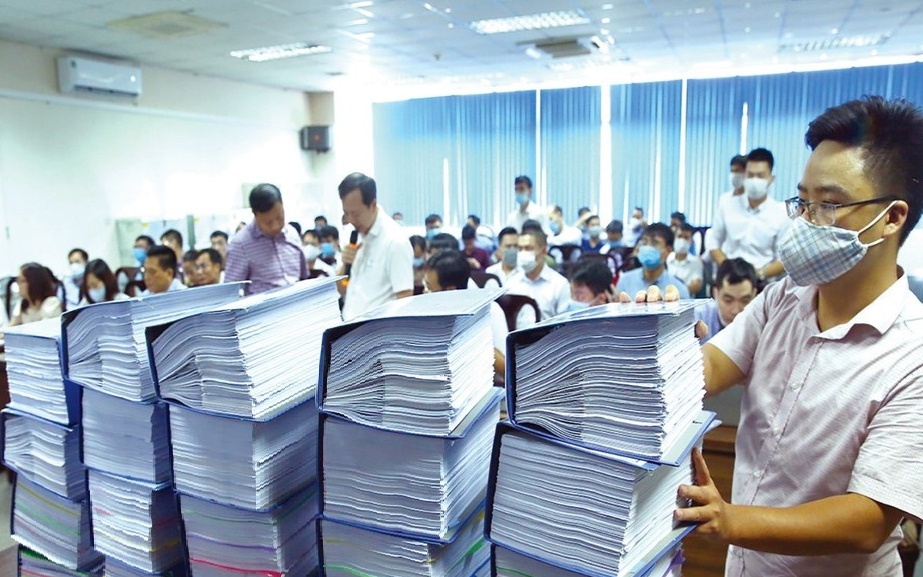 Căn cứ sử dụng chi phí đánh giá hồ sơ dự thầu