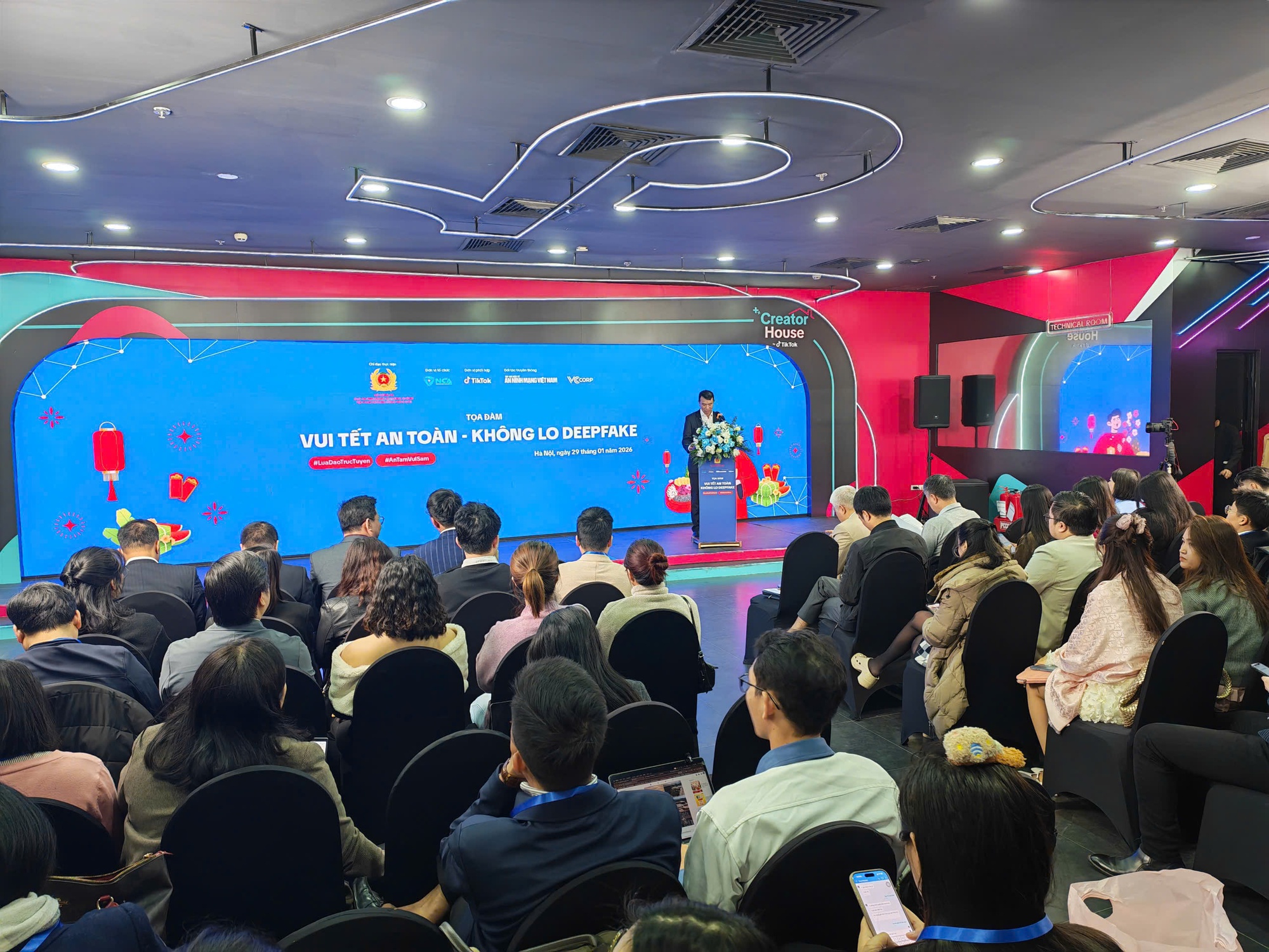 Nhận diện các hình thức mới của 'Deepfake'- Ảnh 1. Nhận diện các hình thức mới của 'Deepfake'- Ảnh 1.