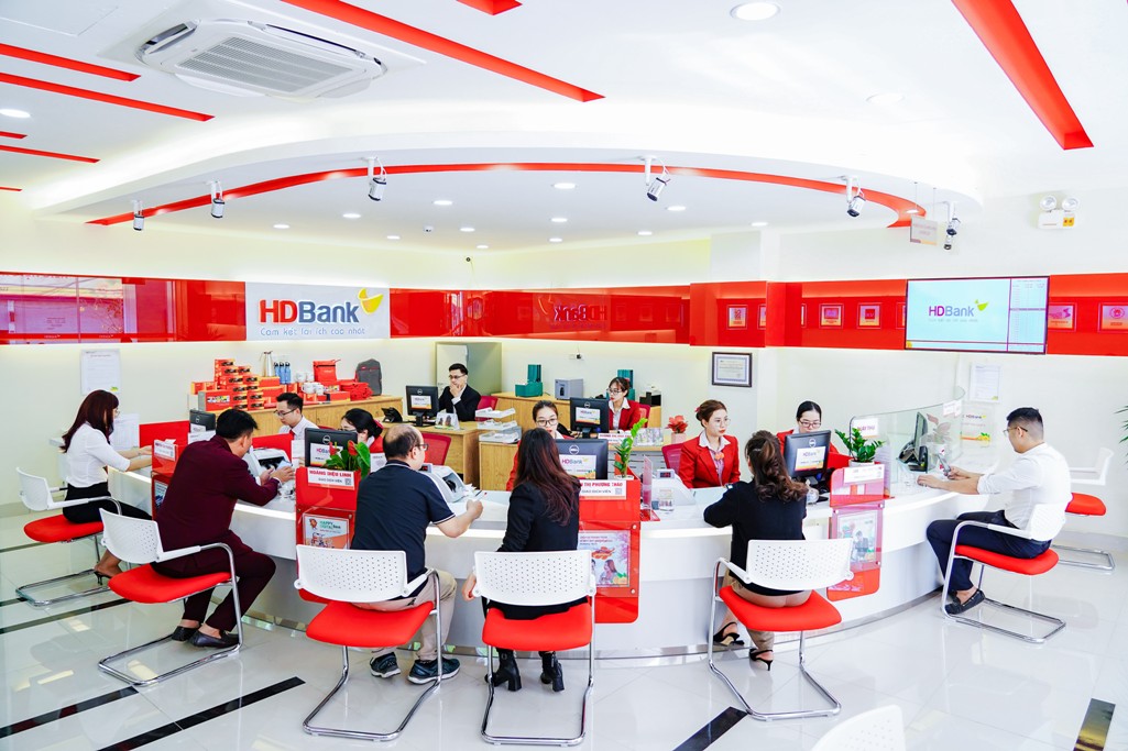 HDBank: Tăng trưởng lợi nhuận cao, nền tảng vốn vững chắc, sẵn sàng cho chu kỳ phát triển mới- Ảnh 1. HDBank: Tăng trưởng lợi nhuận cao, nền tảng vốn vững chắc, sẵn sàng cho chu kỳ phát triển mới- Ảnh 1.