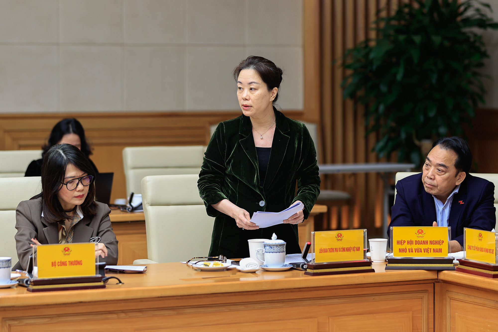 Thủ tướng: Xây dựng cơ chế giao việc lớn, việc khó, việc đột phá cho doanh nghiệp- Ảnh 11. Thủ tướng: Xây dựng cơ chế giao việc lớn, việc khó, việc đột phá cho doanh nghiệp- Ảnh 11.