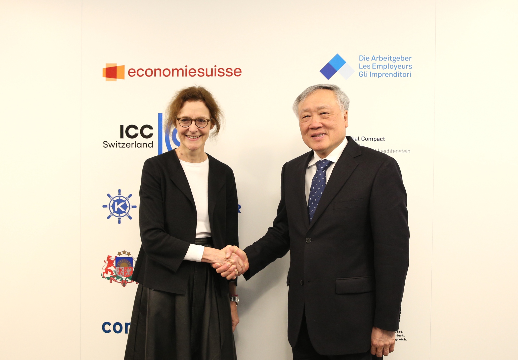 Các doanh nghiệp Thụy Sĩ mong muốn tìm hiểu cơ hội, thúc đẩy hợp tác đầu tư, kinh doanh tại Việt Nam- Ảnh 2. Các doanh nghiệp Thụy Sĩ mong muốn tìm hiểu cơ hội, thúc đẩy hợp tác đầu tư, kinh doanh tại Việt Nam- Ảnh 2.