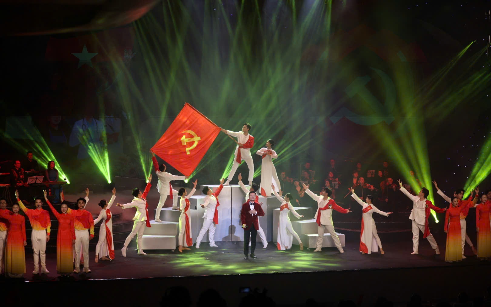 ‘Với Đảng vẹn toàn niềm tin yêu’-chương trình nghệ thuật đặc biệt hướng tới Đại hội Đảng XIV