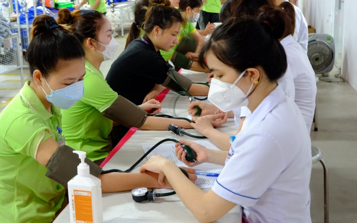 Hướng dẫn khám sức khoẻ cho người lao động trước khi bố trí làm việc