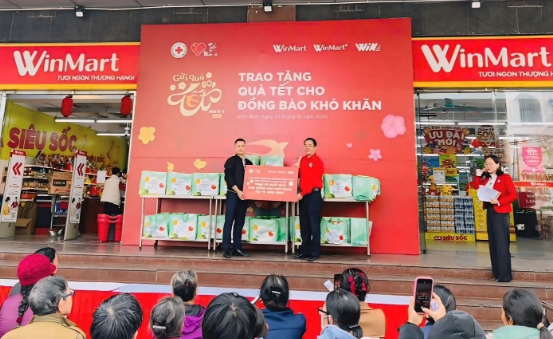 Masan: Mang Tết ấm áp đến quân và dân vùng biên giới- Ảnh 2. Masan: Mang Tết ấm áp đến quân và dân vùng biên giới- Ảnh 2.