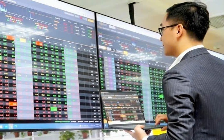 Quy định mới về chứng chỉ hành nghề chứng khoán