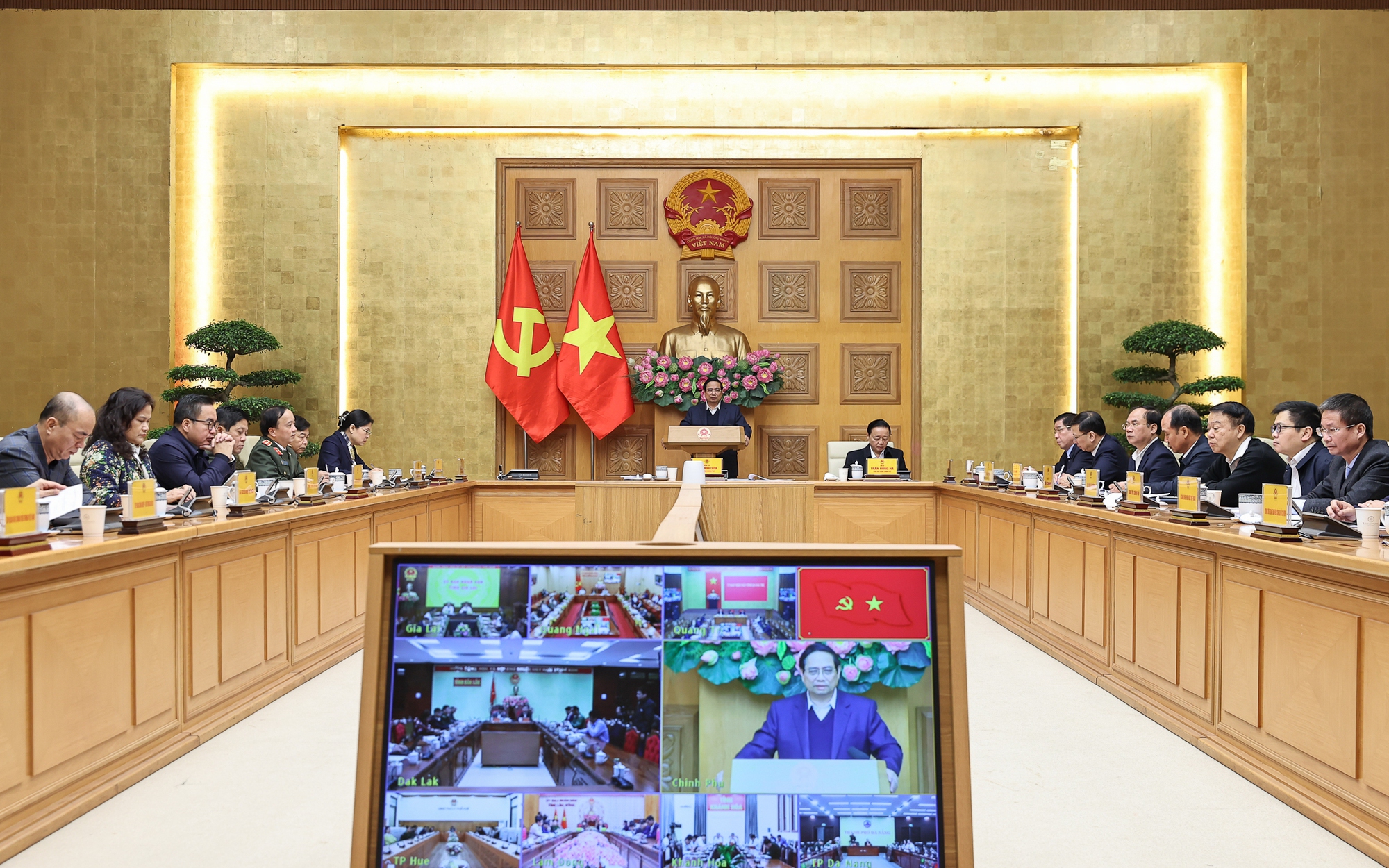 Thủ tướng chủ trì Hội nghị về triển khai 