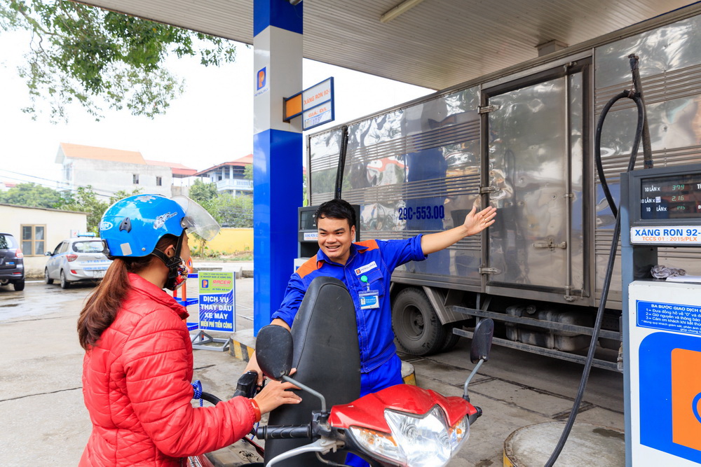 Petrolimex - Chiến lược phát triển Tập đoàn Năng lượng trong kỷ nguyên mới- Ảnh 1. Petrolimex - Chiến lược phát triển Tập đoàn Năng lượng trong kỷ nguyên mới- Ảnh 1.